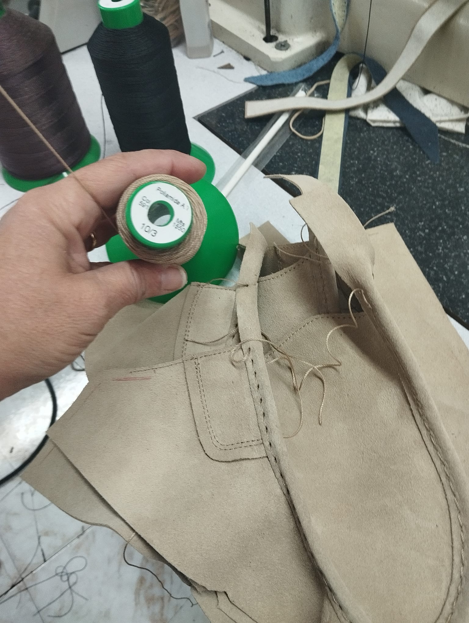 Bordones y cosidos extra